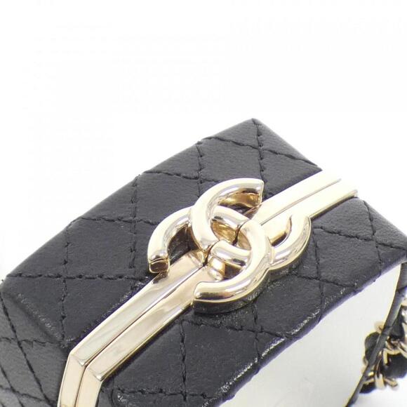 CHANEL Black Clutch Bag - Picture 7 of 10